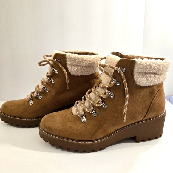 Universal Thread Leah Sherpa Hiker Boot 2.5" Block Heel Size 11 - Picture 1 of 7